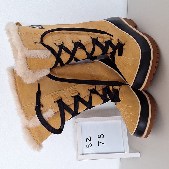 Sorel Shoes - Sorel Tivoli HighII Boot sz 7.5